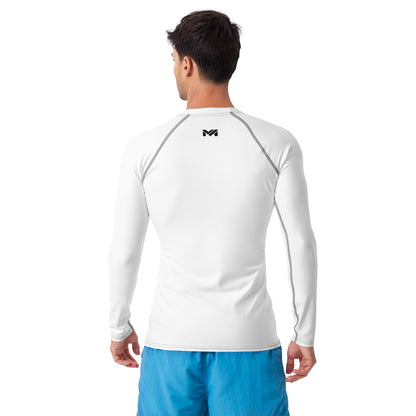 T-shirt sport homme Shield Mindset Ambition, blanc, manches longues, porté par un homme vu de dos, logo noir centré en haut du dos et sur le poignet gauche.