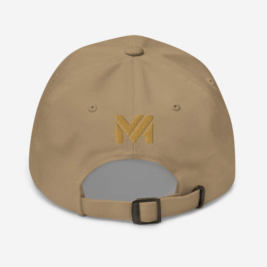 Dos de la casquette “Classic Mind” Mindset Ambition couleur camel, logo doré brodé centré au-dessus de la sangle ajustable, finition premium, collection Détail & Élégance