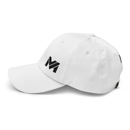 Casquette Classic Mind Mindset Ambition, blanche, vue latérale gauche, logo noir brodé, design épuré et urbain – Mindset Ambition
