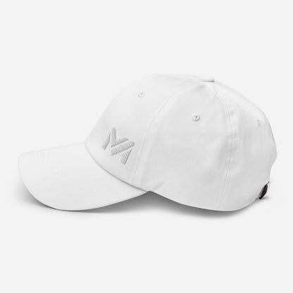 Casquette Classic Mind Mindset Ambition, blanche, vue latérale gauche, finition lisse et minimaliste, silhouette élégante et moderne – Mindset Ambition