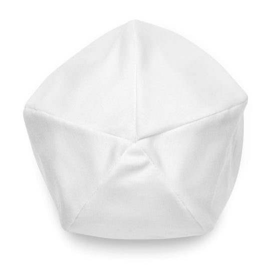 Vue du dessus du bonnet Flow blanc avec logo noir, style minimaliste et contemporain – Collection Détail & Élégance Mindset Ambition.