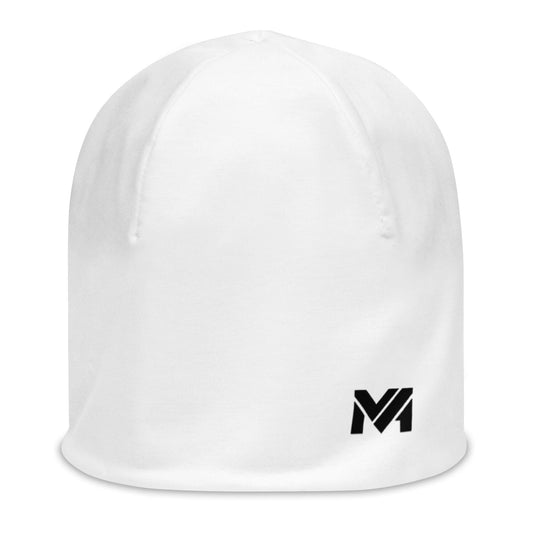 Bonnet Flow blanc avec logo MA noir imprimé en bas à gauche – design épuré et intemporel signé Mindset Ambition.