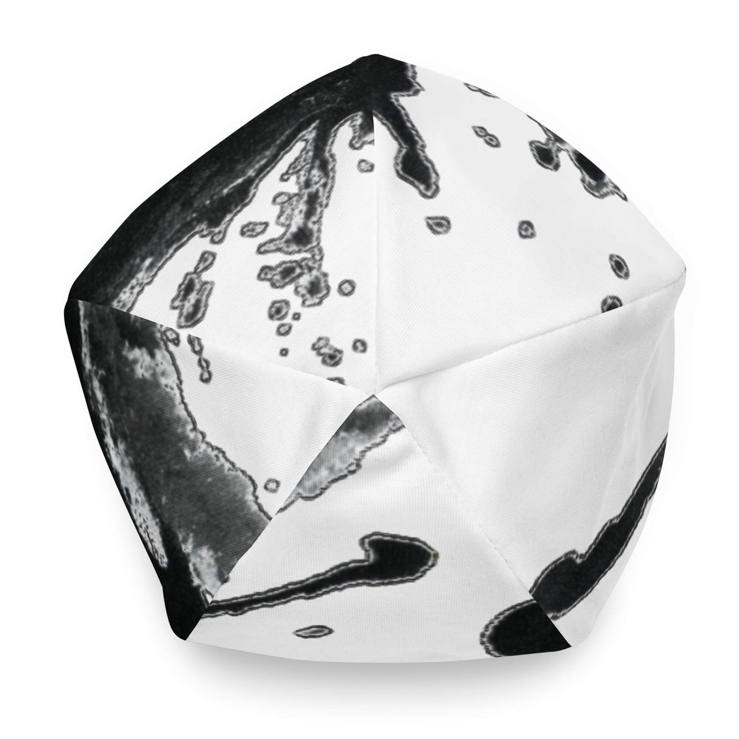 Vue du dessus du bonnet Flow Ink blanc à tache de peinture noire, style artistique et contemporain – Collection Détail & Élégance Mindset Ambition.