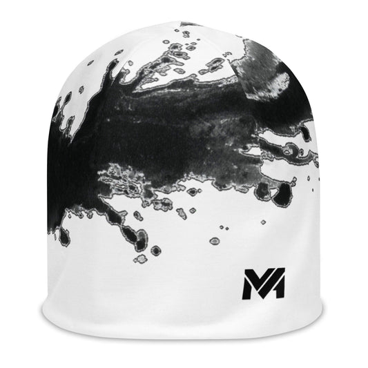 Bonnet Flow Ink blanc avec éclaboussures noires façon peinture et logo MA noir à l’avant en bas à gauche – Collection Détail & Élégance Mindset Ambition.
