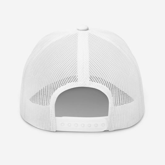 Dos de la casquette High Focus blanche avec filet blanc et fermeture ajustable, allure épurée et sportive – Collection Détail & Élégance Mindset Ambition.