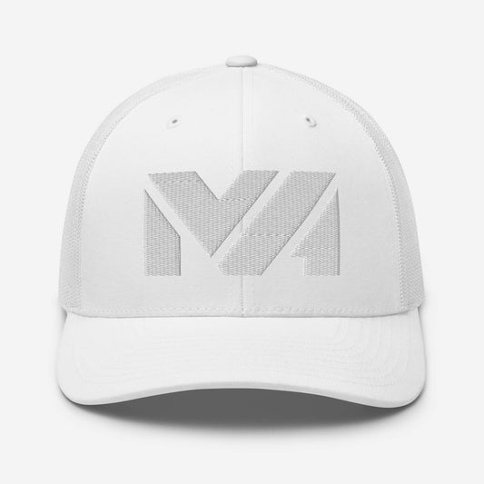 Casquette High Focus blanche avec logo MA blanc brodé à l’avant, au style minimaliste et raffiné – Collection Détail & Élégance Mindset Ambition.