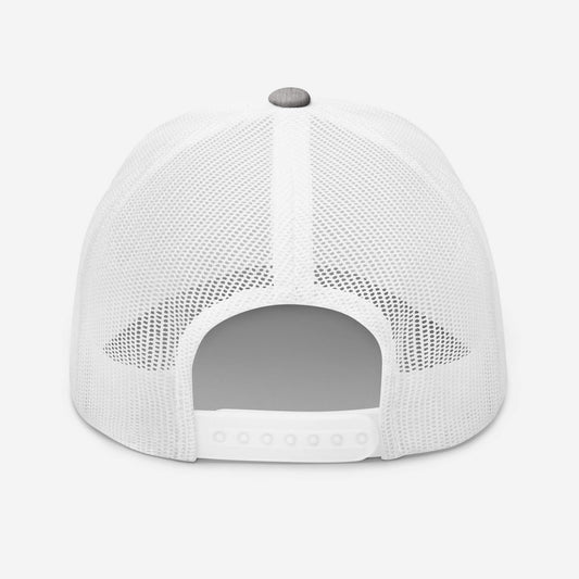 Vue arrière de la casquette High Focus gris clair et blanc, filet respirant blanc et fermeture ajustable à bouton-pression – Collection Performance Mindset Ambition.