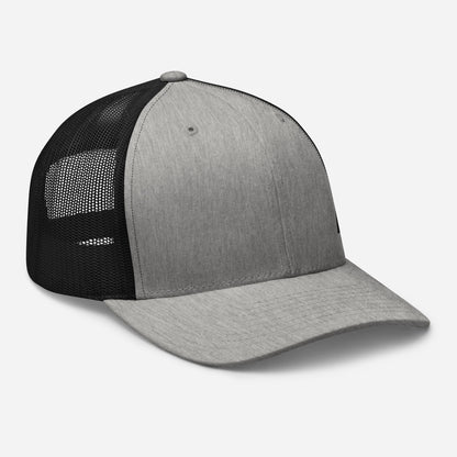 Casquette High Focus gris chiné Mindset Ambition avec logo brodé noir MA, vue avant droite soulignant le contraste entre le tissu chiné et la maille noire